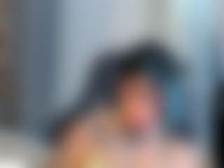 Live cam show with Alahia-Dangelo - Smoking on Adult Interactions