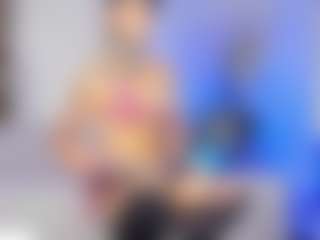 Live cam show with Alahia-Dangelo - Green Eyes on Milfs Live