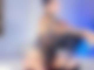Live cam show with Alahia-Dangelo - Athletic on camwithhim.com