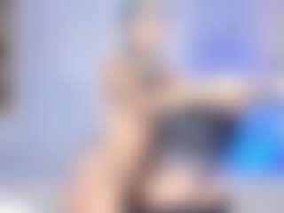 Live cam show with Alahia-Dangelo - Ride Torso on livesuperchat.net