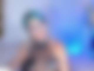 Live cam show with Alahia-Dangelo - Nipple Piercings on AdultVida.com