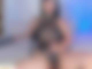 Alahia-Dangelo's Live Sex Cam Show