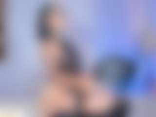 Live cam show with Alahia-Dangelo - Smoking on Camsoda