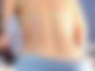 Live cam show with Alahia-Dangelo - Nipple Piercings on crypto-cams