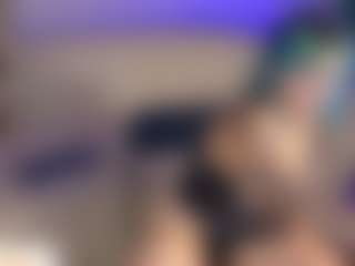 Alahia-Dangelo's Live Sex Cam Show