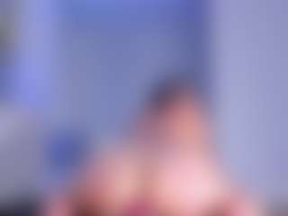 Live cam show with Alahia-Dangelo - Green Eyes on sexylive.show