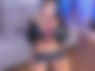 Alahia-Dangelo's Live Sex Cam Show