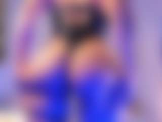 Live cam show with Alahia-Dangelo - Smoking on Camsoda