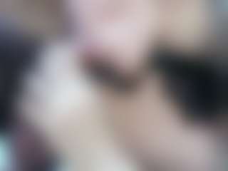 Live cam show with holycode - Brown Eyes on Streamer API