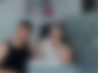 Live cam show with Ivy and Sam - Skinny on Camsoda