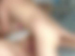 Live cam show with Ivy and Sam - Strip on Soda Cam