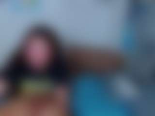 Live cam show with Ivy and Sam - Facial on Camsoda