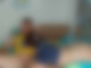 Live cam show with Ivy and Sam - Aussie on xxxlivecams.org