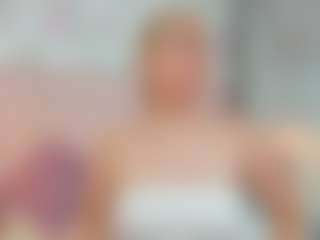 Live cam show with Cata-charlotte - Blowjob on Cam Slut