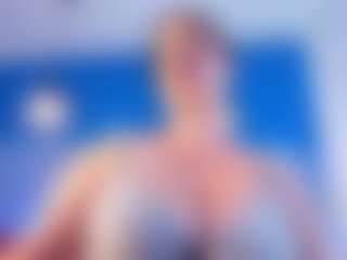 Live cam show with Jayden Jones - Petite on studioflirtlive.com