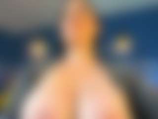 Jayden Jones's Live Sex Cam Show