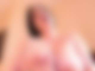 Live cam show with Jayden Jones - Brown Eyes Curvy on StripNow