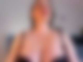 Live cam show with Jayden Jones - Tattoos on Cam Slut