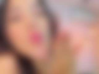 Live cam show with Kiim-miller - Skinny White on livesuperchat.net | colombia