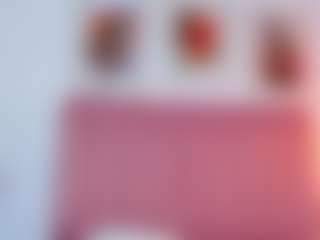 Live cam show with Kiim-miller - Green Eyes on Mixed Magazine Live