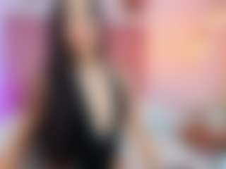 Live cam show with Kiim-miller - Petite on Camsoda