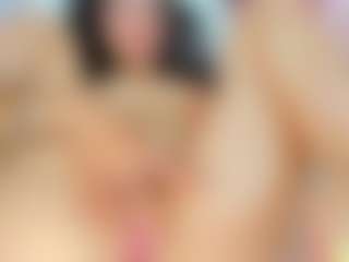 Live cam show with Kiim-miller - Green Eyes on Camsoda