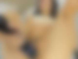 Live cam show with Kiim-miller - Green Eyes on TeamSkeetLive