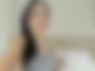 Live cam show with Kiim-miller - Petite on Camsoda