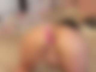 madison-whiite's Live Sex Cam Show