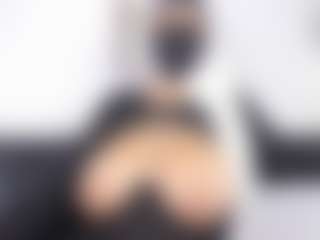 Live cam show with Zulema-Parvin - Tittyfuck on StripNow