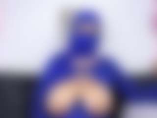 Live cam show with Zulema-Parvin - Nipple Piercings on livesuperchat.net