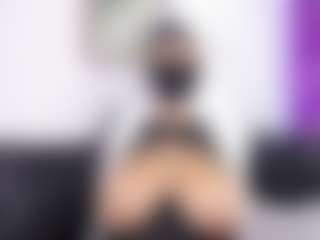 Live cam show with Zulema-Parvin - Smoking on Adult Interactions