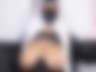 Live cam show with Zulema-Parvin - Booty on Camsoda