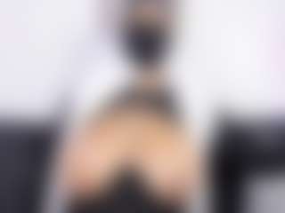 Live cam show with Zulema-Parvin - Pov on AdultVida.com