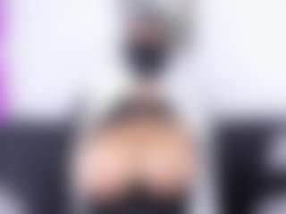 Live cam show with Zulema-Parvin - Smoking on Camsoda