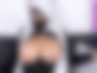 Live cam show with Zulema-Parvin - Grandes Tetas on CamClone