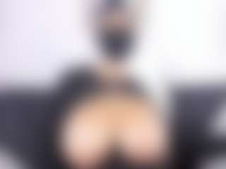 Live cam show with Zulema-Parvin - Arab Striptease on Camming Site