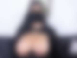 Zulema-Parvin's Live Sex Cam Show