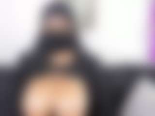 Live cam show with Zulema-Parvin - Arab on https://playwithruby.com