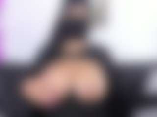 Live-Cam-Show mit Zulema-Parvin - Atm auf Camsoda