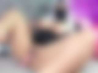 Zulema-Parvin's Live Sex Cam Show