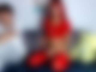Live cam show with Jessicarogger - Huge on CamwithHer