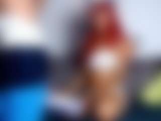 Live cam show with Jessicarogger - Huge on SmokeAndPoke