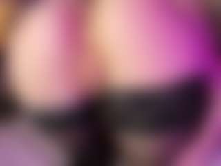 Live cam show with may-flowere - College on xDating