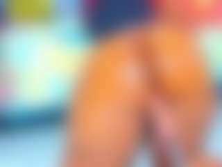 Live cam show with Miahorny69 - Smoking on Camiplay Live