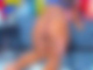 Live cam show with Miahorny69 - Full Nudity on AdultVida.com