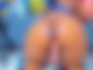 Live cam show with Miahorny69 - Deepthroat on madthumbs