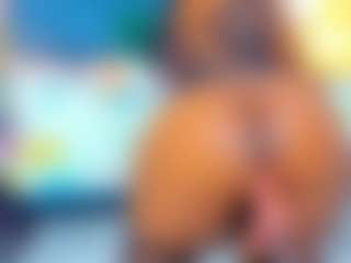 Miahorny69's Live Sex Cam Show