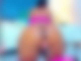 Miahorny69's Live Sex Cam Show