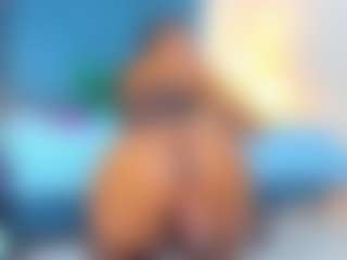 Miahorny69's Live Sex Cam Show